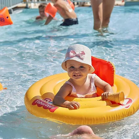 בית נופש Domaine De *