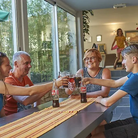 Domaine De בית נופש *